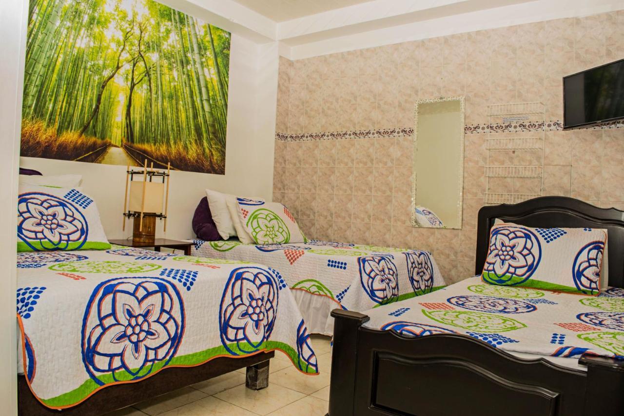Hostal Tequendama Martha Santamaria Cali Exteriör bild