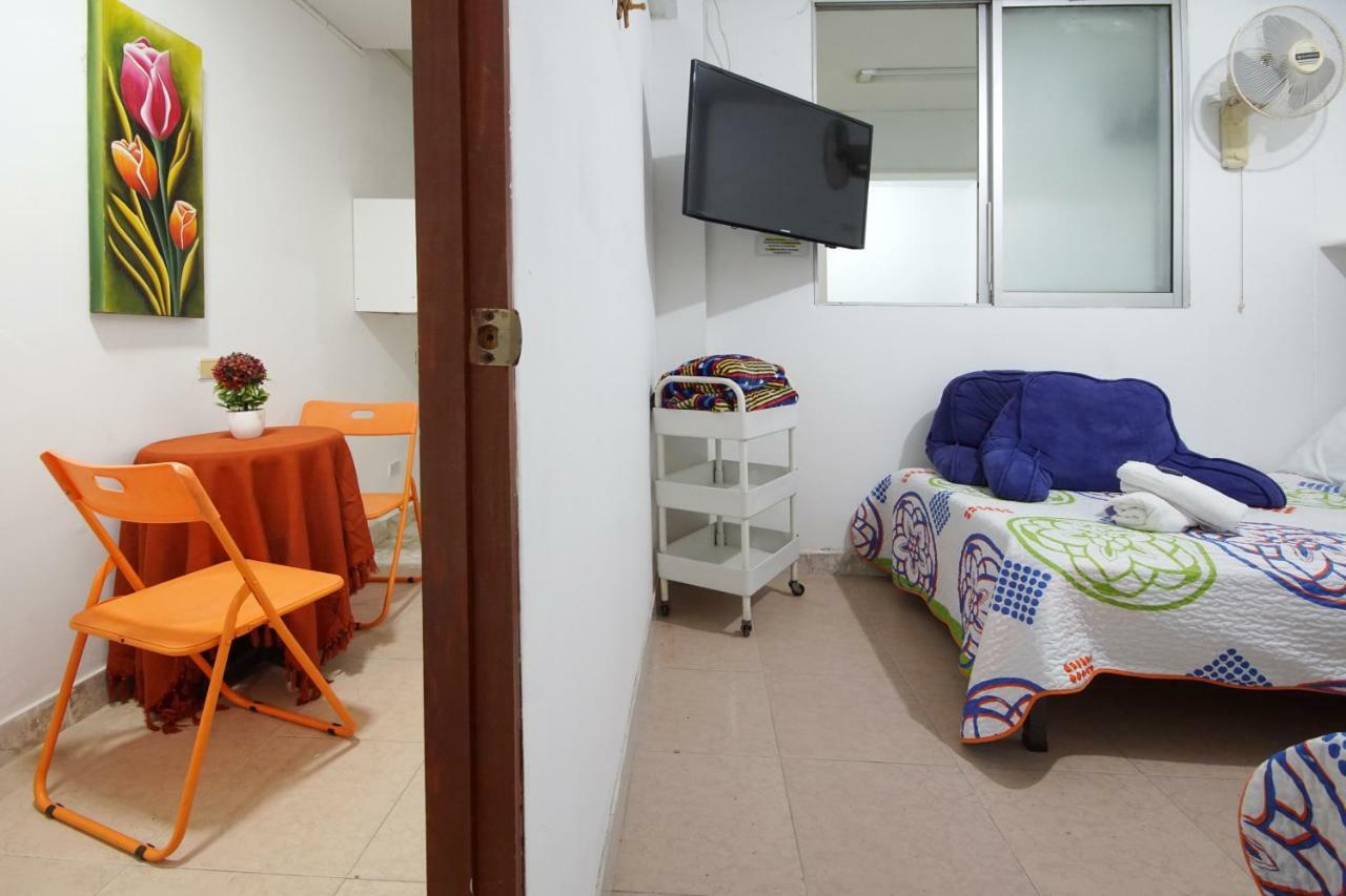 Hostal Tequendama Martha Santamaria Cali Exteriör bild