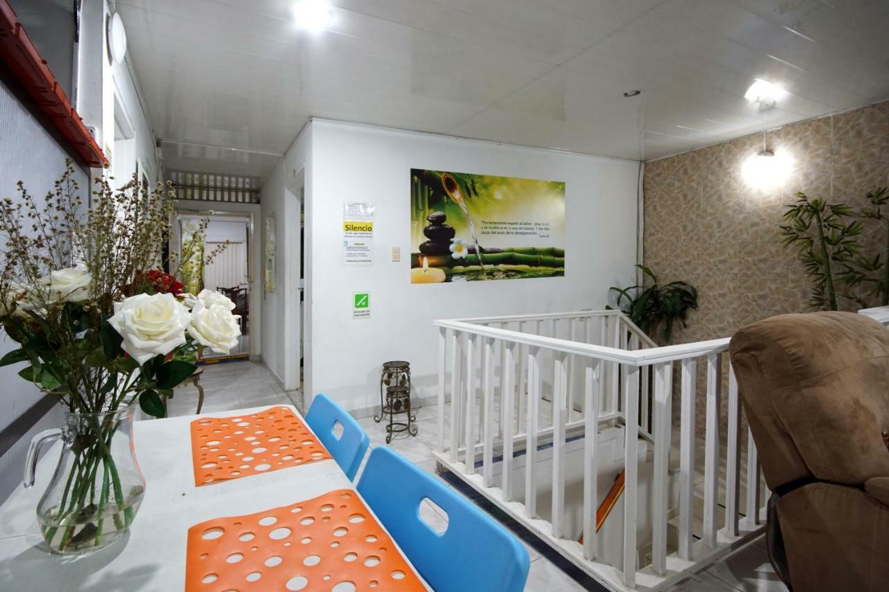 Hostal Tequendama Martha Santamaria Cali Exteriör bild